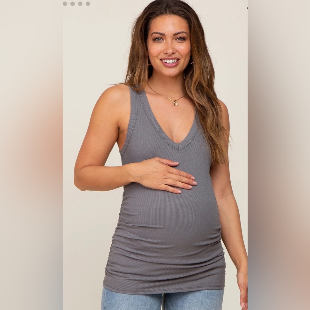 Pinkblush maternity Sleeveless Ruched Maternity Tank Top in charcoal gray. Lg.
